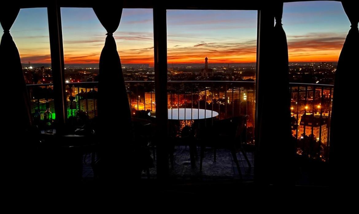 Suite-Xxi City View Hotelturm Augsbourg Extérieur photo