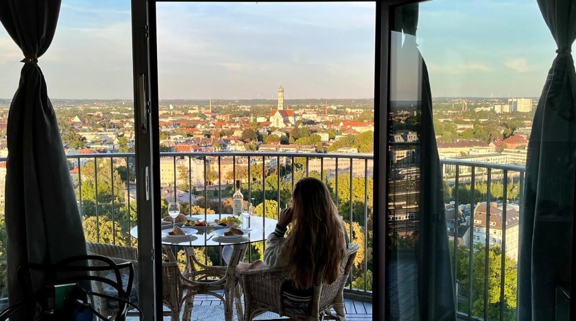 Suite-Xxi City View Hotelturm Augsbourg Extérieur photo