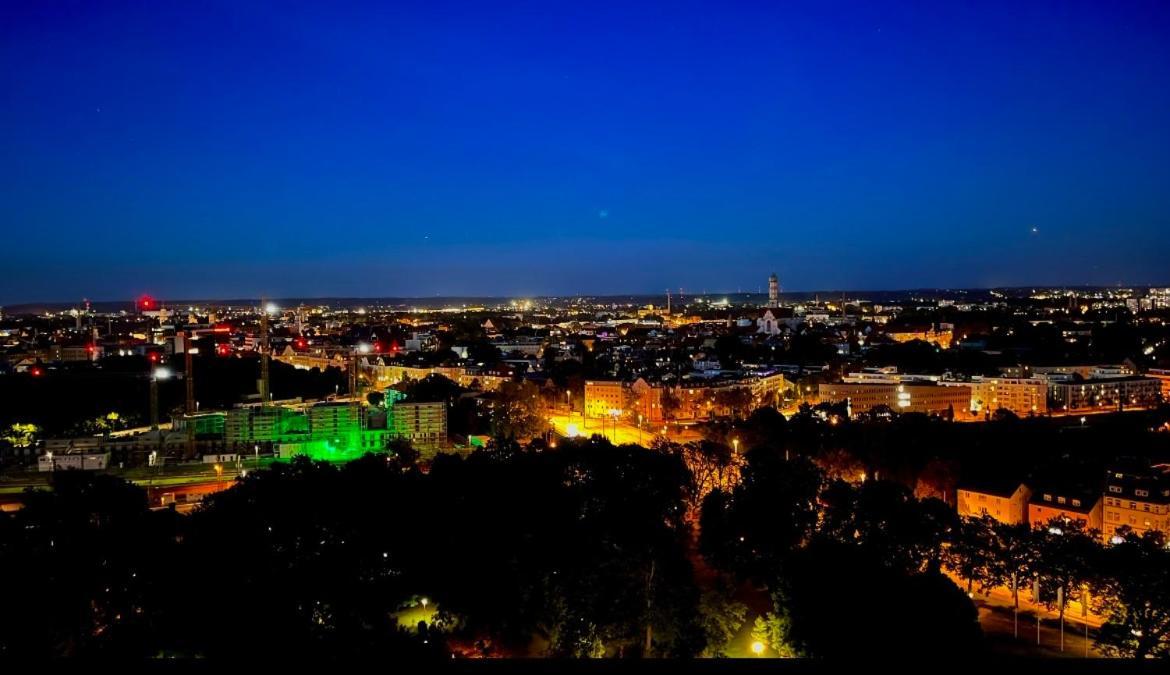 Suite-Xxi City View Hotelturm Augsbourg Extérieur photo